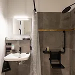 Отель Luettes Loft Boutique 3*